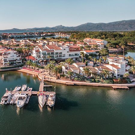 Hotel Relais Et Chateaux Thalasso & Spa Ile De La Lagune Saint-Cyprien  Exterior foto